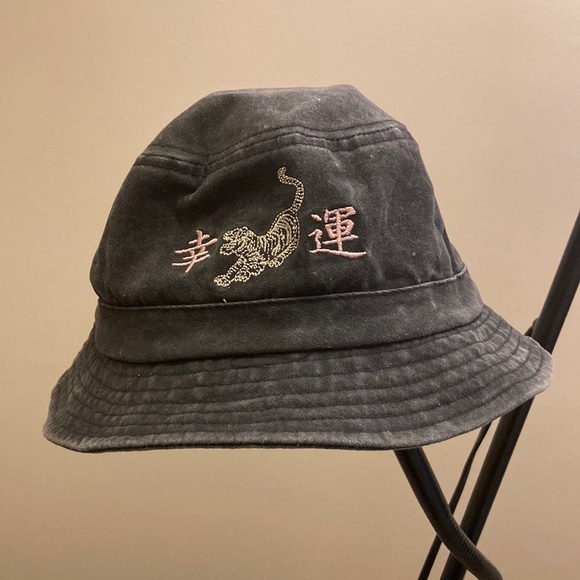 Tilly's Other - Vintage bucket hat